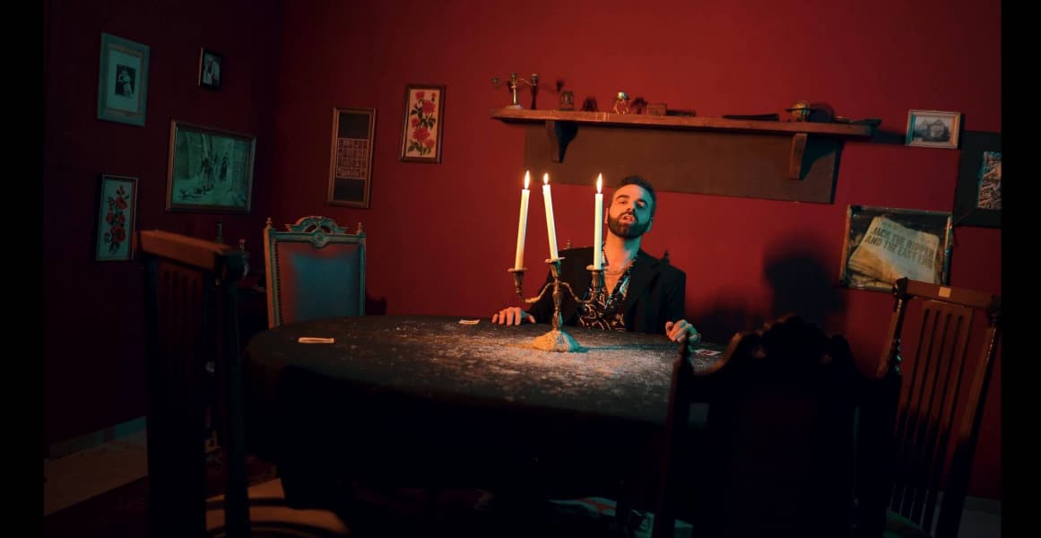 Dimitris Nezis, artist image